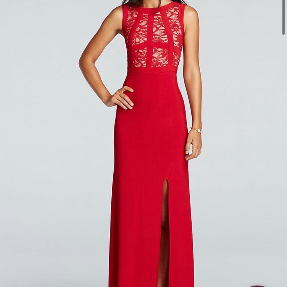 Red illusion-lace long dress with slit